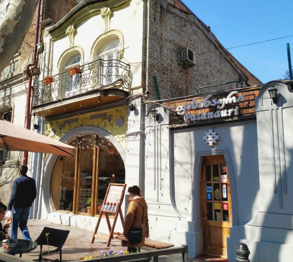 Tbilisi Center Apartment With Terrace Exterior photo